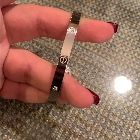 Silver bangle - Picture 4 of 4